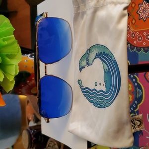 RAINBOW OPTX Blue Leo Sunglasses w/ microfiber pouch